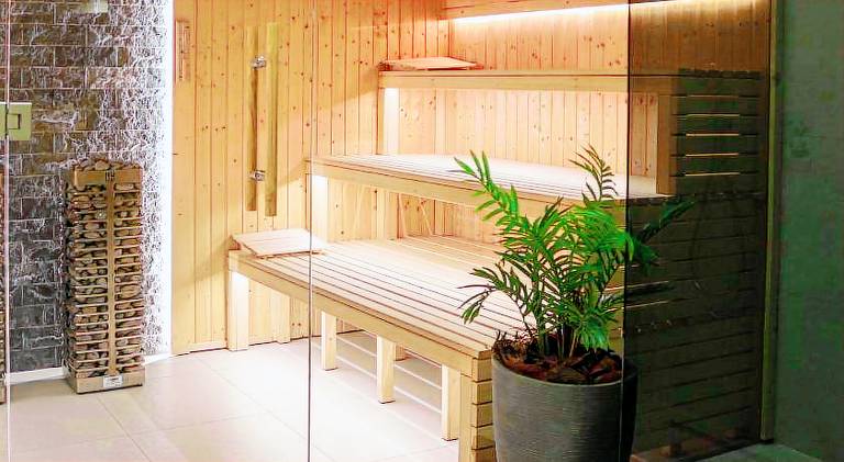 Holiday apartment with pool & jacuzzi — photo 5