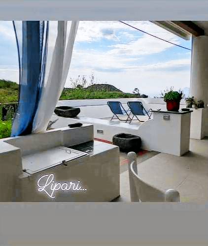 House  Acquacalda