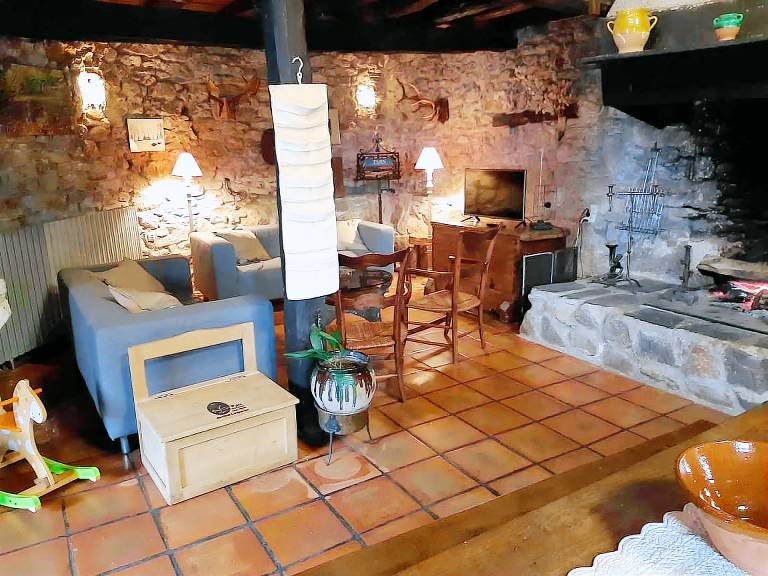 Gite with yard | Pets are welcome — photo 2
