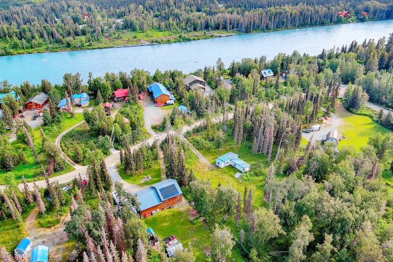 Lovely Soldotna Home, Steps From Kenai River — photo 2
