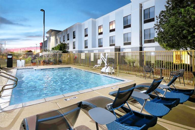Hampton Inn & Suites Tucson East/Williams Center — photo 3