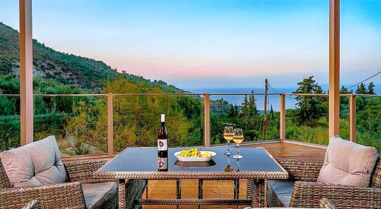 Villa with terrace, private pool & barbecue | Suitable for remote work — photo 2