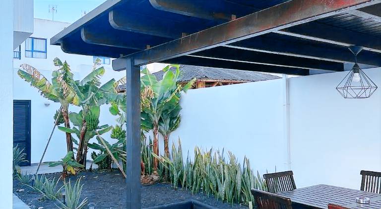 Villa with barbecue, yard & terrace | Good for workation — photo 3