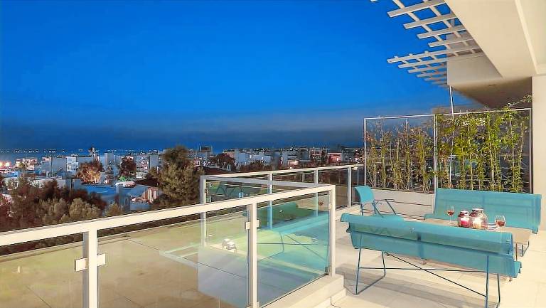 Accommodation  Alimos