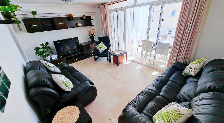 Pleasant rental apartment with pool | Pet-friendly — photo 2