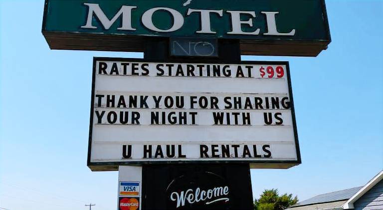 Grant Hills Motel in Galena, IL