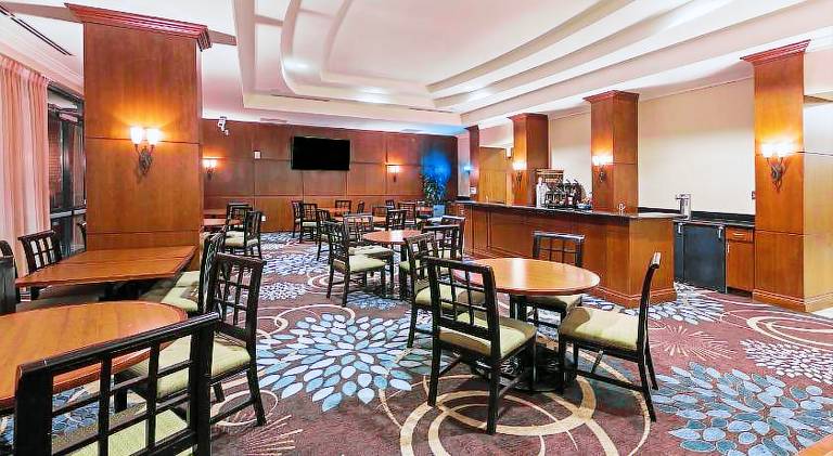 Staybridge Suites San Antonio Downtown Convention Center By IHG — photo 5