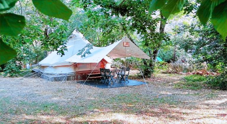 CAMPING LE BEL AIR tente insolite Sibley's 4 personnes-LE ROMARIN in Cahors