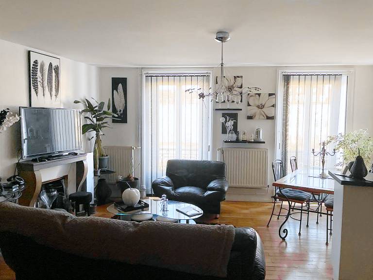 Apartment "Au Quai 1921" with Wi-Fi and Air Conditioning — photo 4