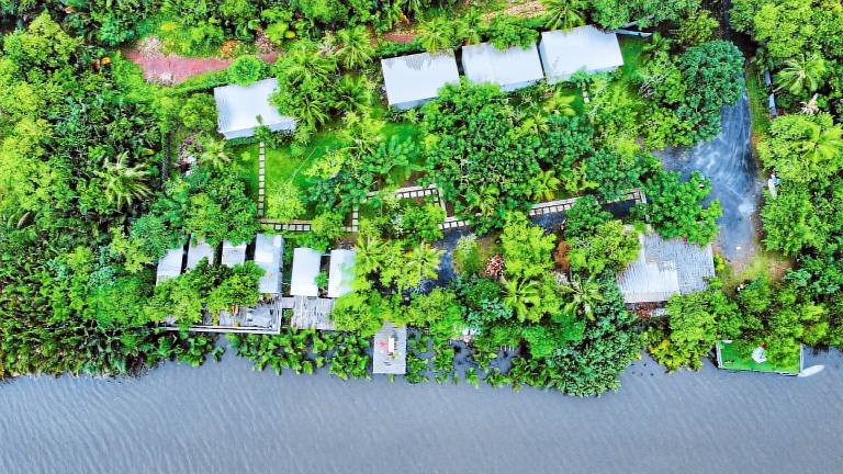 Kampot Riverfront Boutique in Kampot