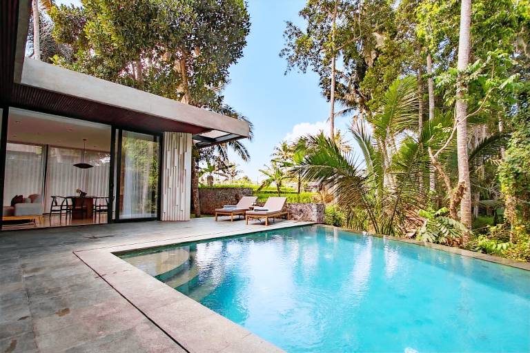 Children-friendly villa with BBQ, yard & private pool | Perfect for remote work | Dogs allowed in Ubud