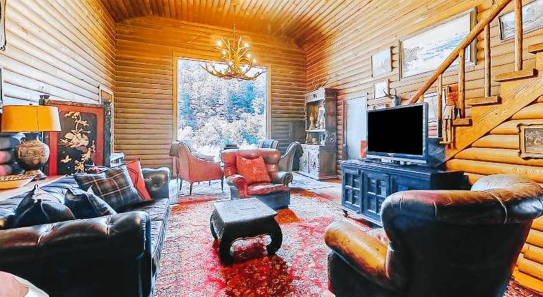 Wonderful vacation home with hot tub | Beach nearby | Pets are welcome — photo 3