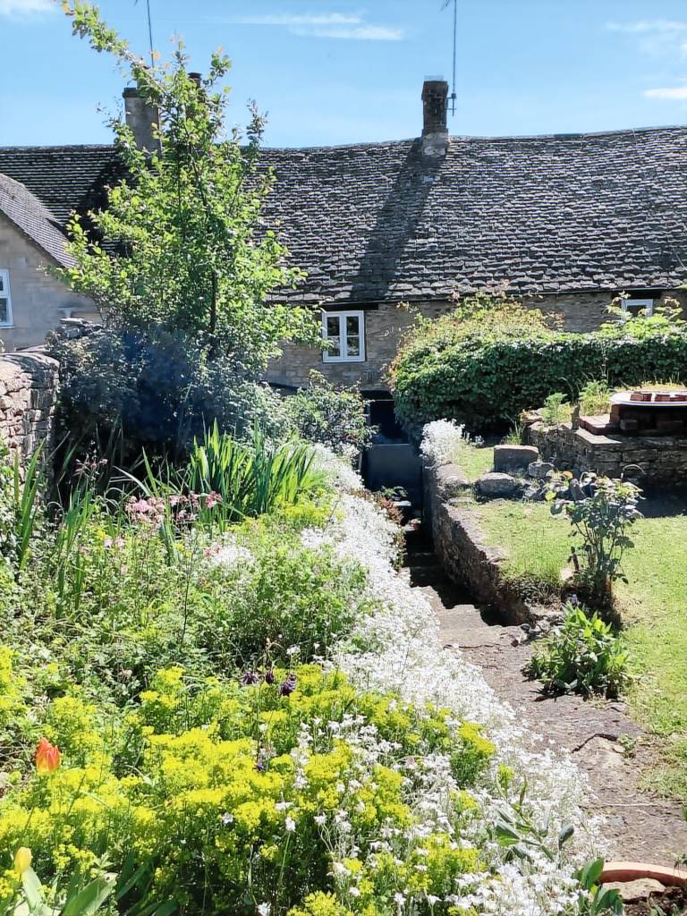Cabin Northleach