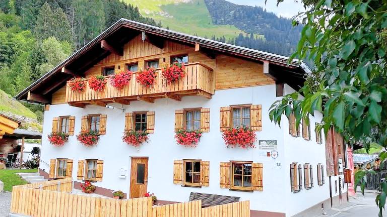 Ferienwohnung  Elbigenalp