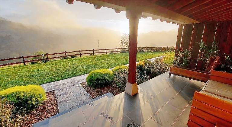 Holiday apartment with BBQ, patio & yard | Suitable for remote work — photo 4