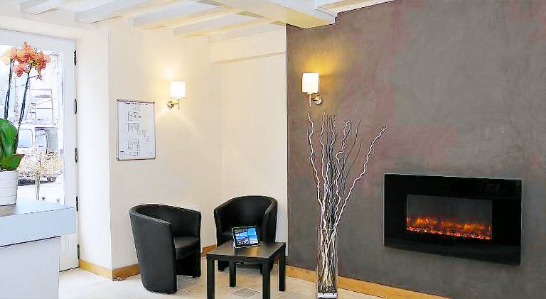 Logis Hotel Restaurant Le Puits Dore — photo 4