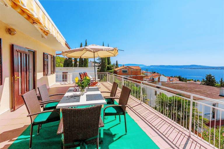 Rental apartment with patio & barbeque | Sea view | Pet-friendly — photo 2