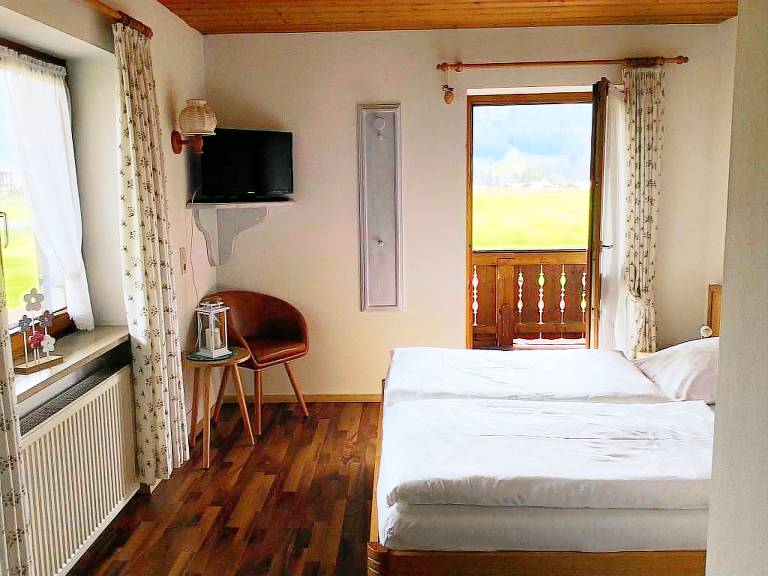 2 Raum Wohnung 48 m² mit großem Balkon