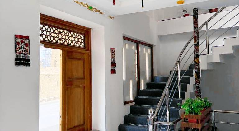 Art Suzani National House — photo 3