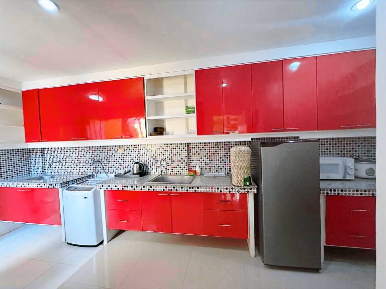 Vacation home with yard & pool | Good for workation | Pets allowed in Bacolod