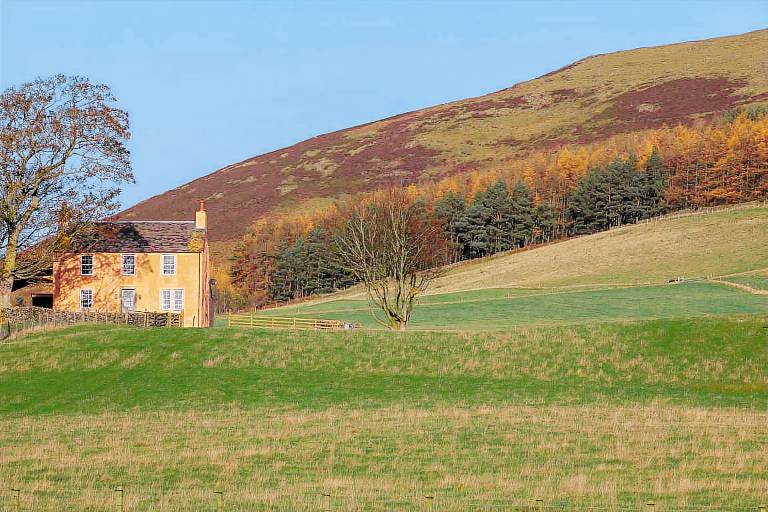Cottage  Peebles