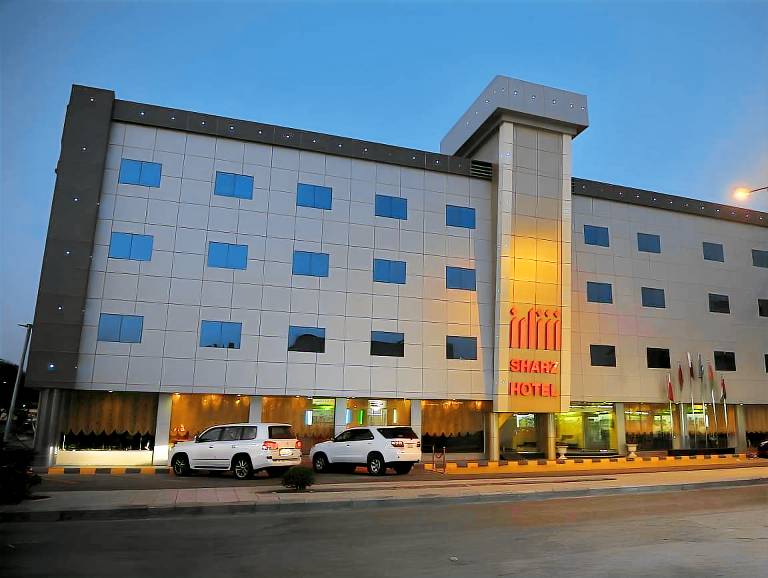 Sharz Hotel