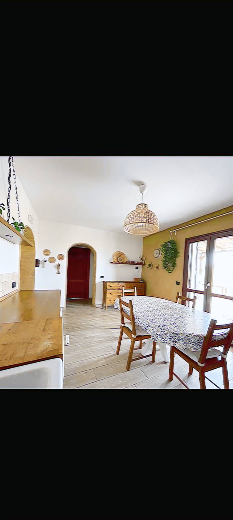 Child-friendly villa with hot tub, garden & BBQ | Panoramic view | Suitable for remote work | Pets are welcome — photo 3