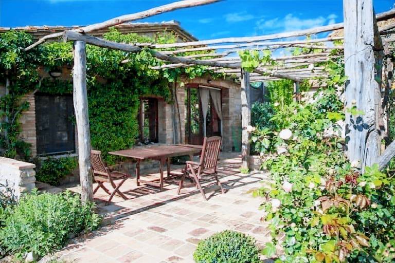 Farmhouse Montecastelli Pisano