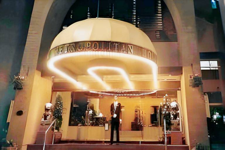 Metropolitan Hotel Vancouver in North Vancouver, BC