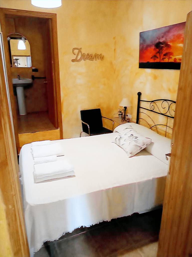 Holiday Home 'Apartamentos Miguel y Rosa 1' Central Location & Air Conditioning — photo 5