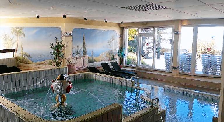 Rental apartment with pool — photo 3