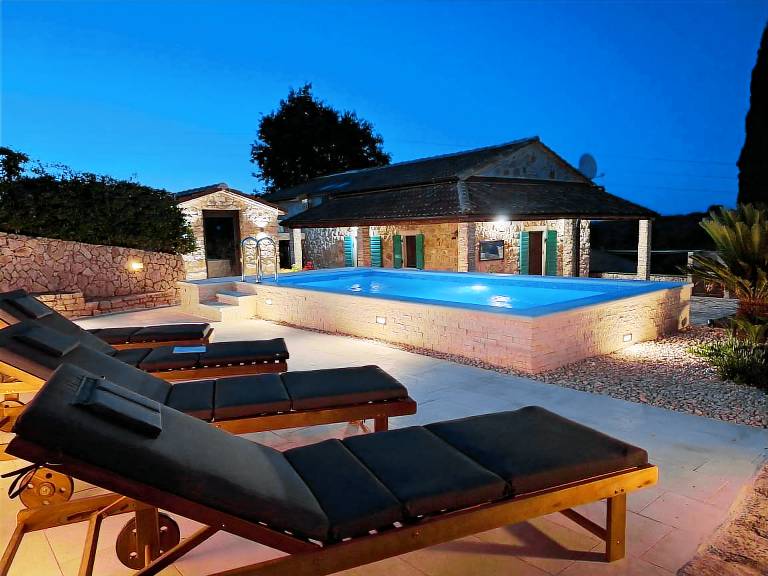 Ferienhaus in Žman, Otočić Krknata, Kroatien f&uuml;r max. 4 Personen