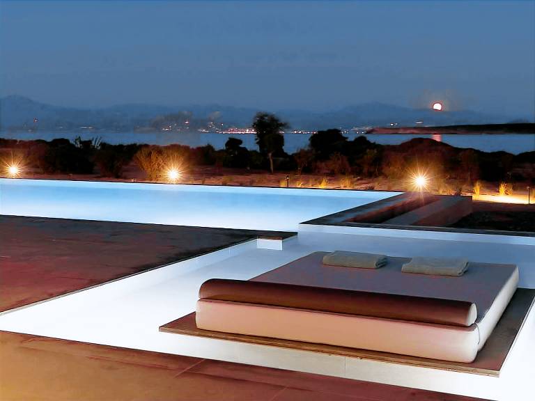 Fully equipped charming vacation home with patio, garden & private pool | Next to the beach | Dogs allowed — photo 3