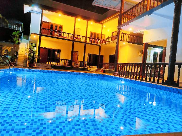 Kayaloram resort