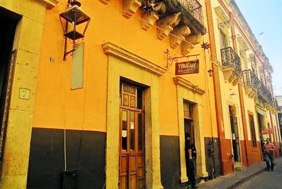 Suites de Lujo en el Corazon de la ciudad — photo 2