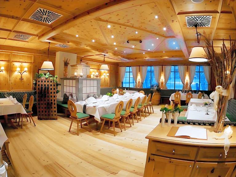 Alpine Hotel — photo 2