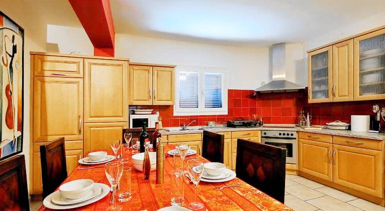 Fully equipped vacation home with garden, terrace & private pool | Suitable for remote work | Dogs allowed — photo 3