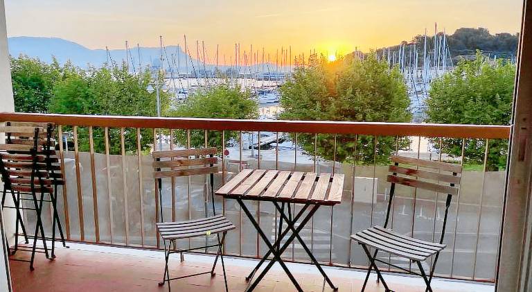 Rental apartment | Next to the beach | Pets are welcome in La Seyne-sur-Mer