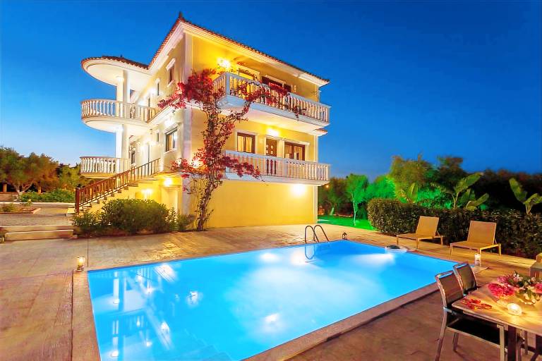 Family-friendly big villa with heated pool, garden & terrace | Garden view | Beach nearby | Suitable for remote work | Pet-friendly in Zakynthos