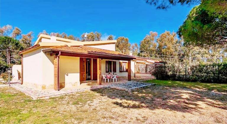 Villa with 3 rooms for 8 persons — photo 4