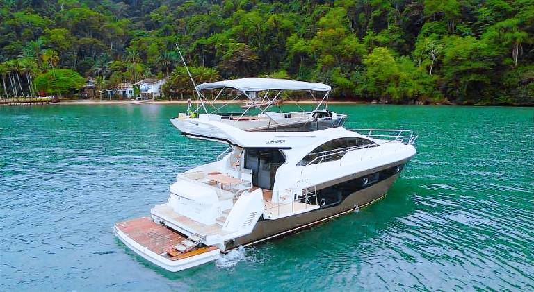 Beautiful boat with jacuzzi | Dogs allowed — photo 2