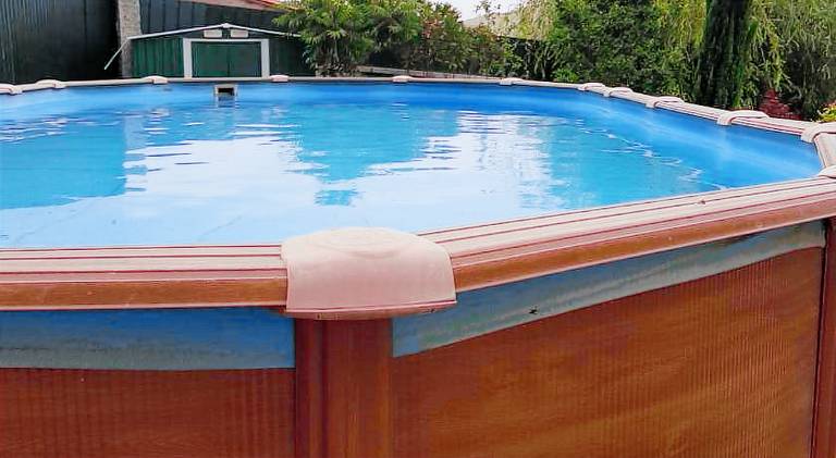 Chalet with terrace, private pool & garden | Pets allowed — photo 5