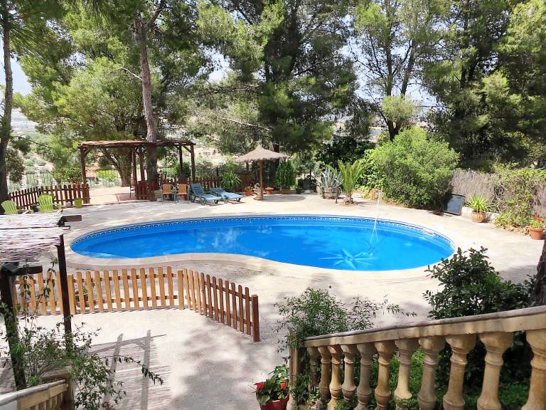 House with barbecue, terrace & private pool | Mountain view | Suitable for remote work — photo 2