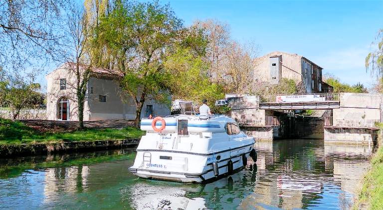 LE MOULIN DU VIVIER in Castelnaudary