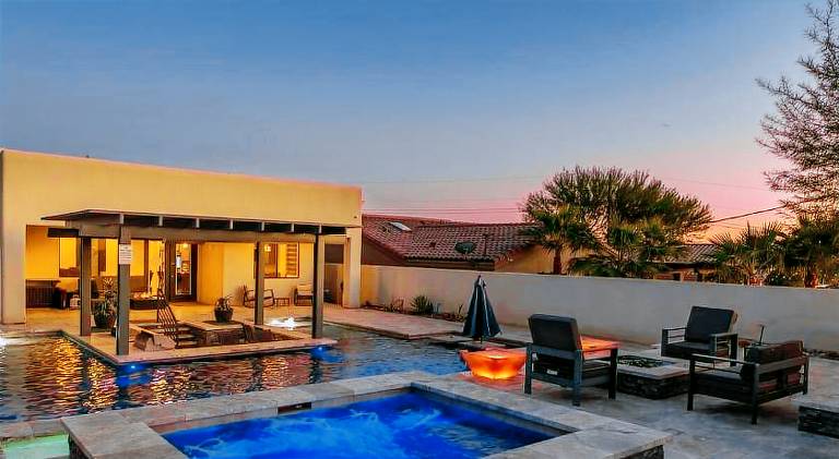 House with pool | Pets allowed in Lake Havasu City, AZ
