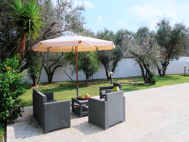 House with terrace, garden & BBQ — photo 4