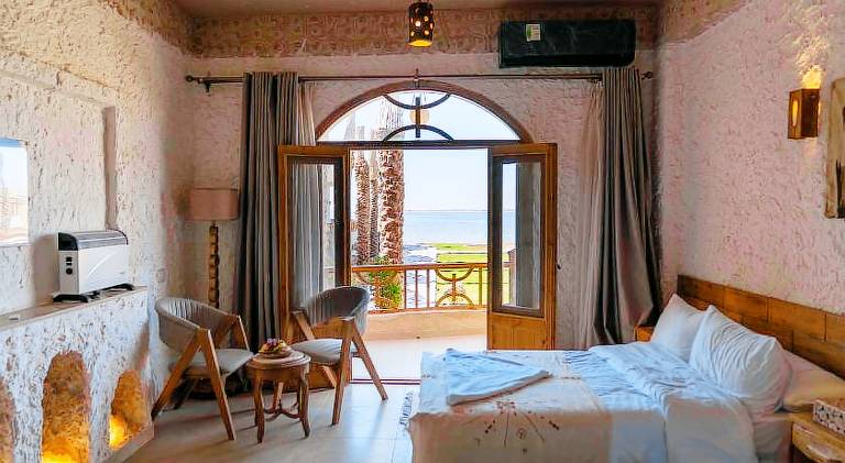 Breezy island Hotel — photo 2