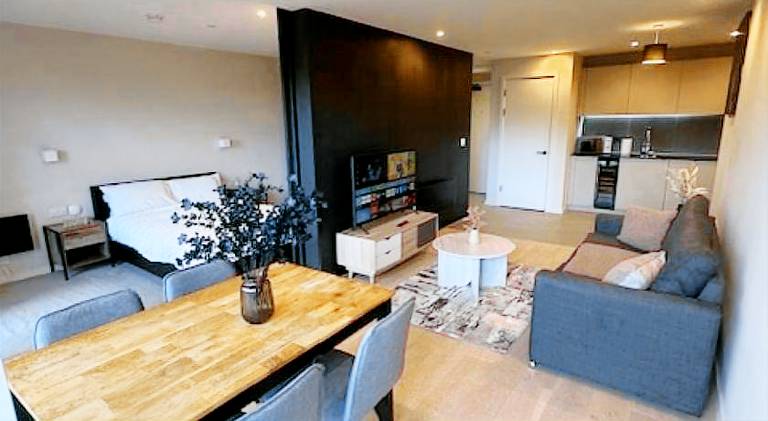 2Bed Apartment with Balcony & City Views Manchester City Centre — photo 2