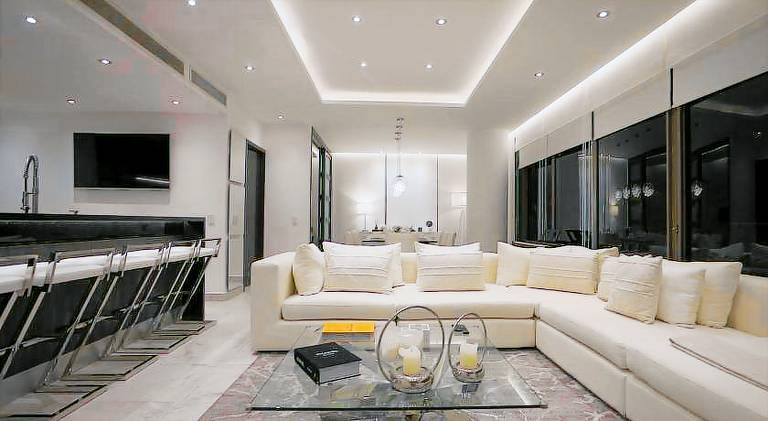 Luxury 3BR Apt, WiFi 1Gb, Laundry, Pools, Gym — photo 3
