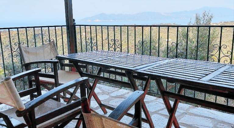 Vacation home with terrace & yard | Good for workation | Pets are welcome — photo 3